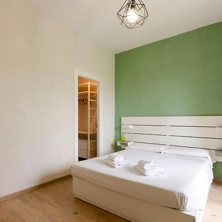 Joivy Chic Apt With 2 Spacious Terraces קיאברי