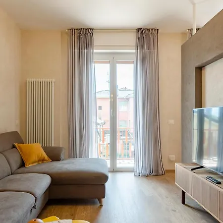 Joivy Chic Apt With 2 Spacious Terraces דירה קיאברי