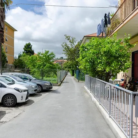 דירה Joivy Chic Apt With 2 Spacious Terraces *