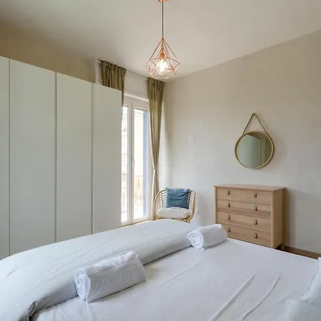 Joivy Chic Apt With 2 Spacious Terraces Apartment *