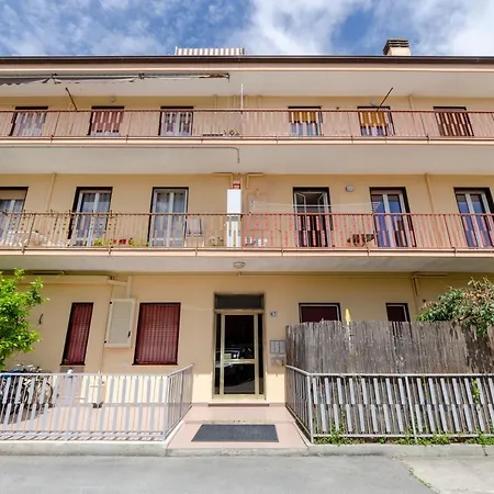 Joivy Chic Apt With 2 Spacious Terraces Chiavari